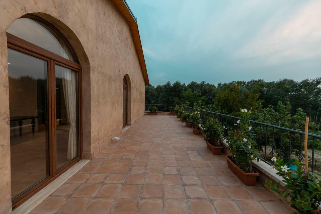 Agroturizem Gjepali Hotel Shijak Bagian luar foto